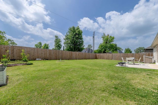 1401 Sessile Oak Way, Bentonville, AR 72713