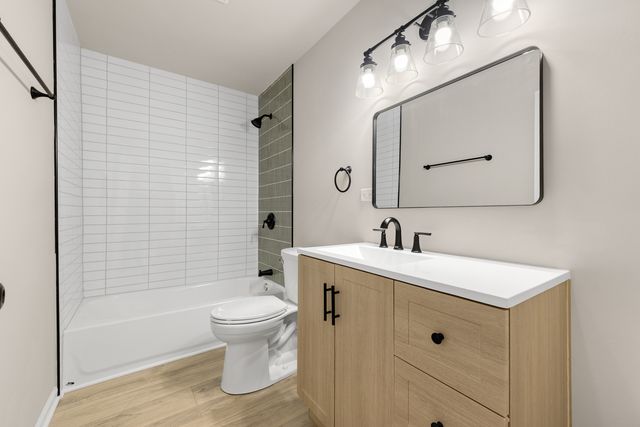 5610 W 88th Street, Oak Lawn, IL 60453