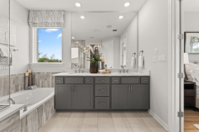 292 Milam Creek DR, Kyle, TX 78640