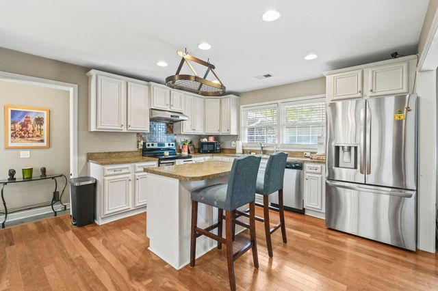 401 Poinsett Rd., Myrtle Beach, SC 29577