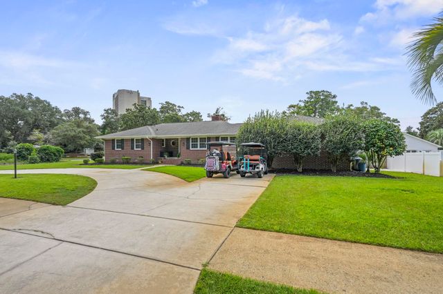 401 Poinsett Rd., Myrtle Beach, SC 29577