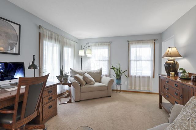 18 Zellers Lane SW, Etna, OH 43062