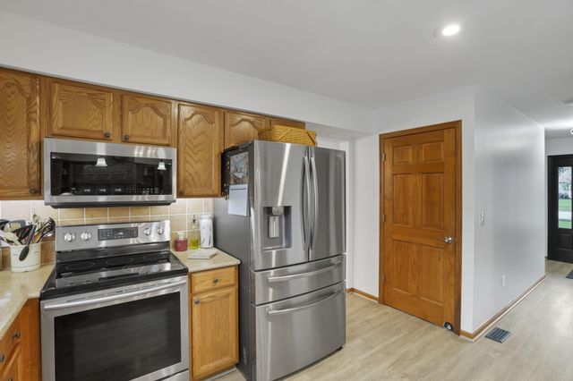 18 Zellers Lane SW, Etna, OH 43062