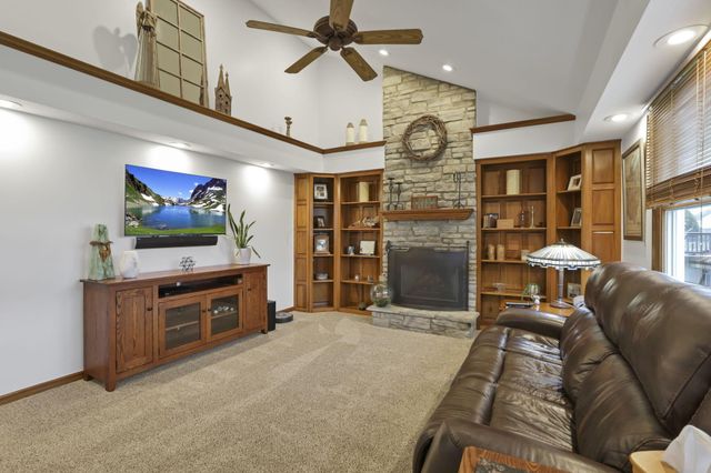 18 Zellers Lane SW, Etna, OH 43062