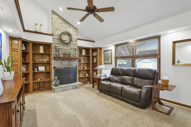 18 Zellers Lane SW, Etna, OH 43062