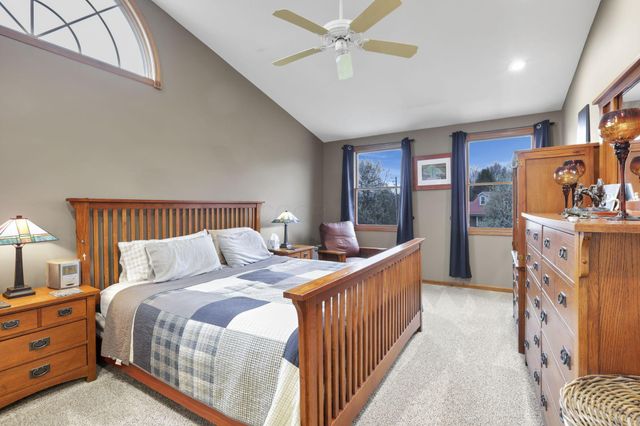 18 Zellers Lane SW, Etna, OH 43062