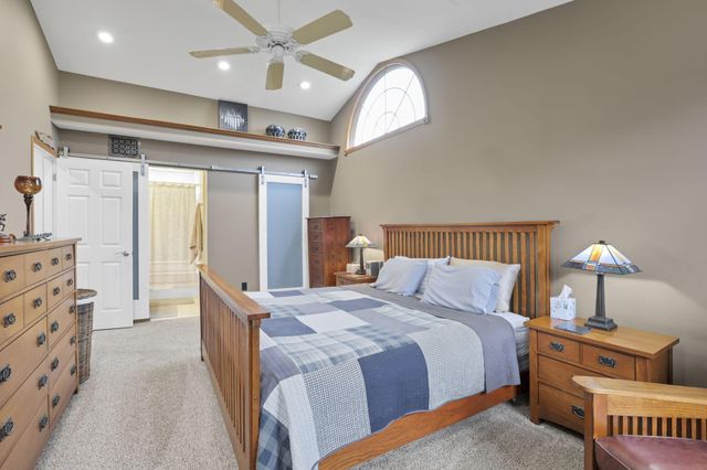 18 Zellers Lane SW, Etna, OH 43062