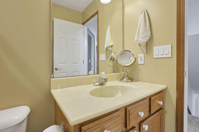 18 Zellers Lane SW, Etna, OH 43062