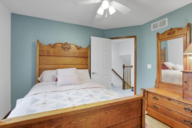 18 Zellers Lane SW, Etna, OH 43062