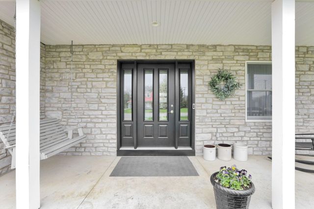 18 Zellers Lane SW, Etna, OH 43062