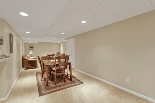 18 Zellers Lane SW, Etna, OH 43062