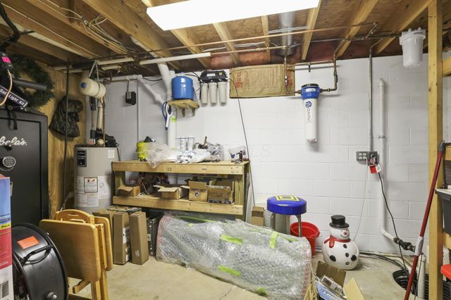 18 Zellers Lane SW, Etna, OH 43062