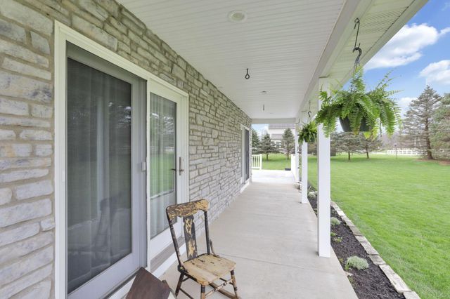 18 Zellers Lane SW, Etna, OH 43062