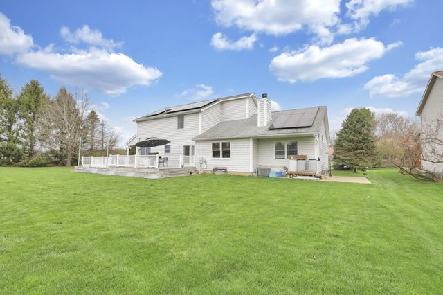 18 Zellers Lane SW, Etna, OH 43062