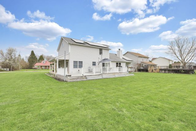 18 Zellers Lane SW, Etna, OH 43062