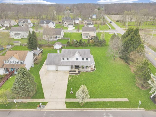 18 Zellers Lane SW, Etna, OH 43062