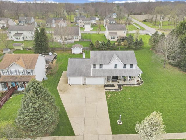 18 Zellers Lane SW, Etna, OH 43062
