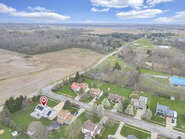 18 Zellers Lane SW, Etna, OH 43062