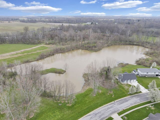 18 Zellers Lane SW, Etna, OH 43062