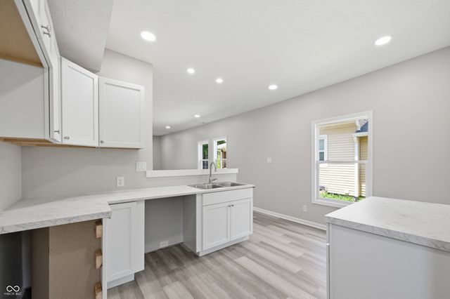 807 N Parker Avenue, Indianapolis, IN 46201