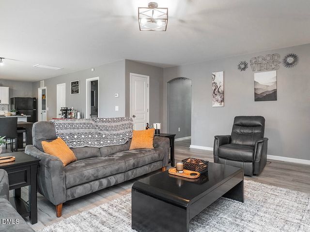 102 Seward Place, Burlington, NC 27217