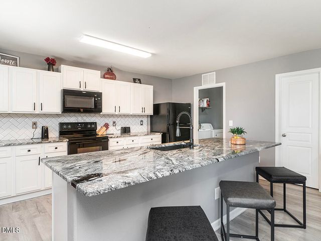 102 Seward Place, Burlington, NC 27217