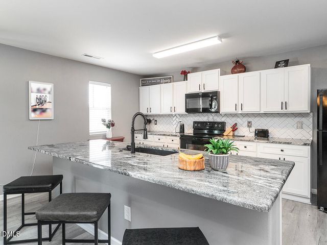102 Seward Place, Burlington, NC 27217