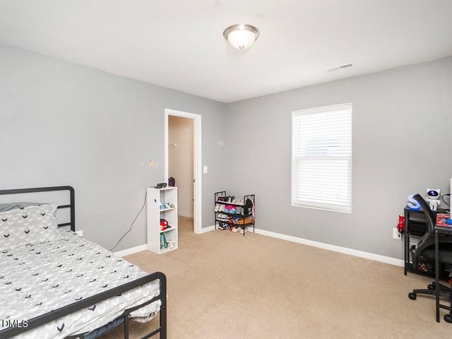 102 Seward Place, Burlington, NC 27217