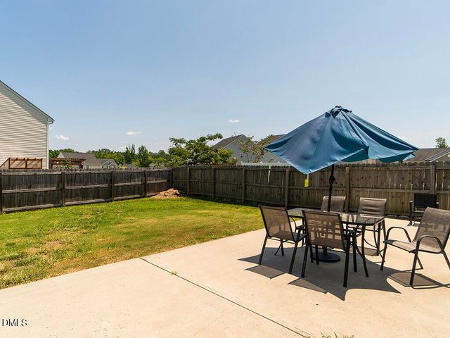 102 Seward Place, Burlington, NC 27217