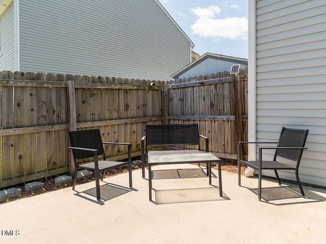 102 Seward Place, Burlington, NC 27217