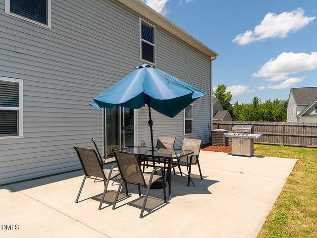 102 Seward Place, Burlington, NC 27217