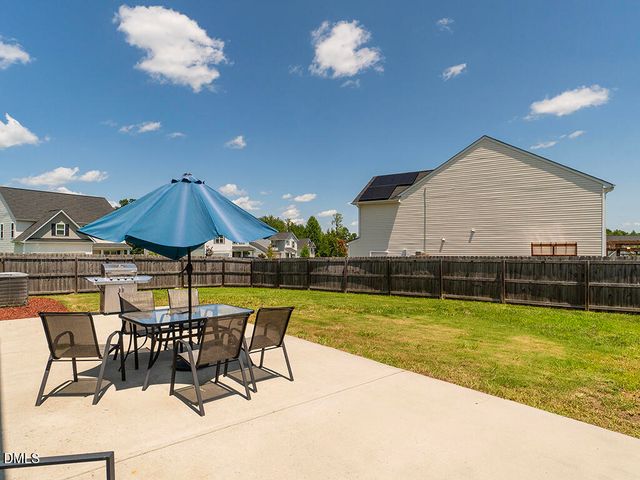 102 Seward Place, Burlington, NC 27217