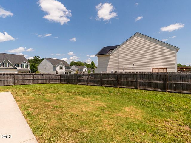 102 Seward Place, Burlington, NC 27217