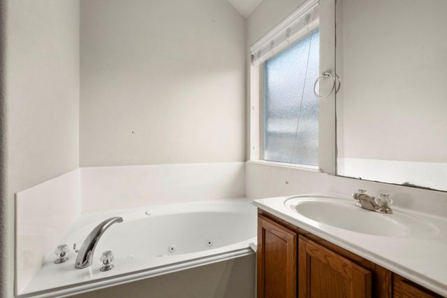 3722 Northshore Drive, Montgomery, TX 77356