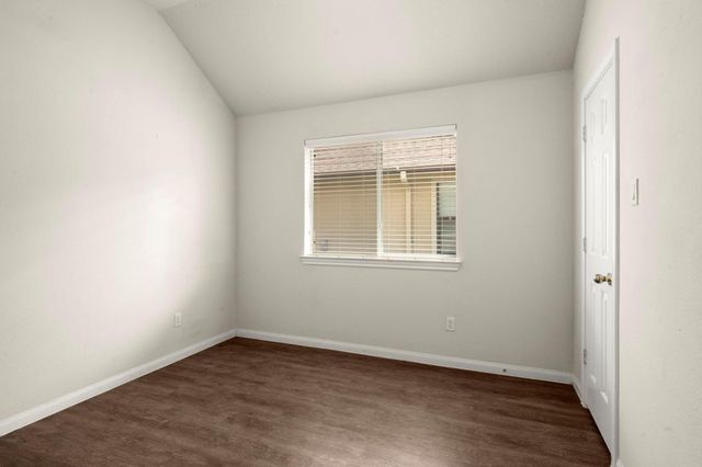 3722 Northshore Drive, Montgomery, TX 77356