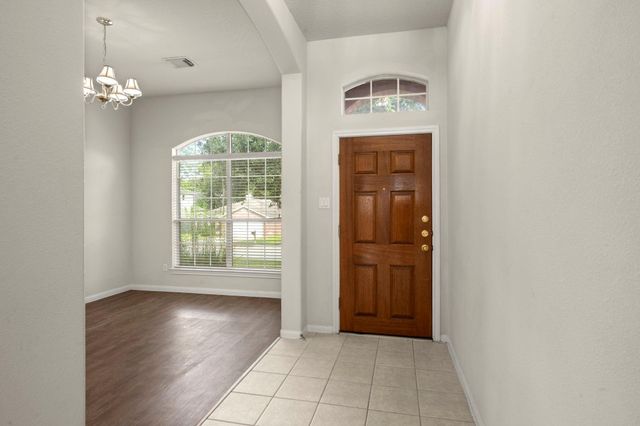 3722 Northshore Drive, Montgomery, TX 77356