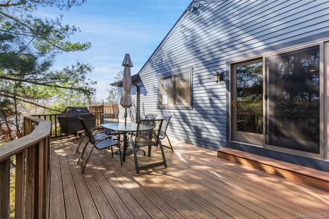 6 Tennis Court Road, Mahopac, NY 10541