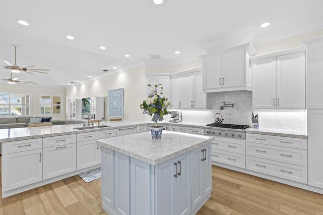 2821 SE North Lookout Boulevard, Port St Lucie, FL 34984