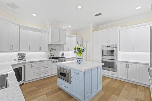 2821 SE North Lookout Boulevard, Port St Lucie, FL 34984