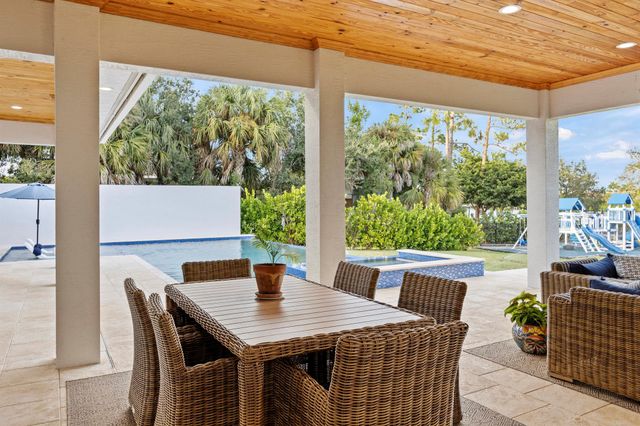 2821 SE North Lookout Boulevard, Port St Lucie, FL 34984