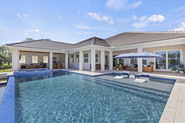 2821 SE North Lookout Boulevard, Port St Lucie, FL 34984