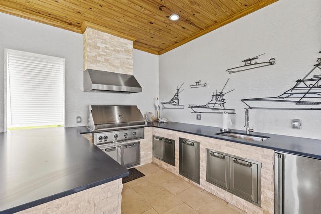 2821 SE North Lookout Boulevard, Port St Lucie, FL 34984