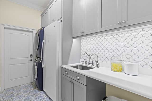 2821 SE North Lookout Boulevard, Port St Lucie, FL 34984