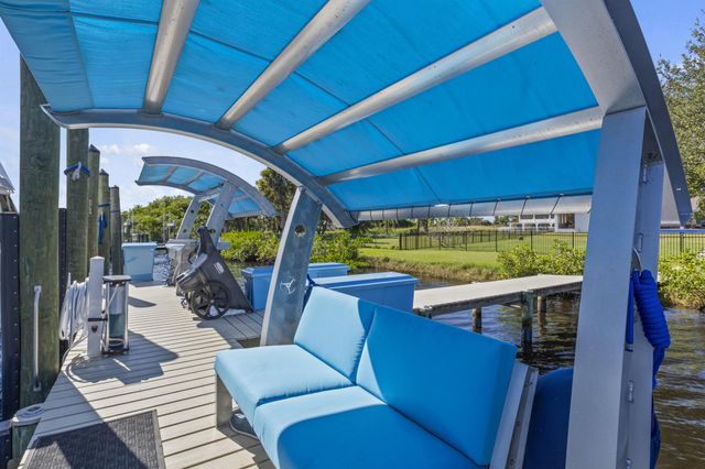 2821 SE North Lookout Boulevard, Port St Lucie, FL 34984