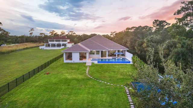 2821 SE North Lookout Boulevard, Port St Lucie, FL 34984