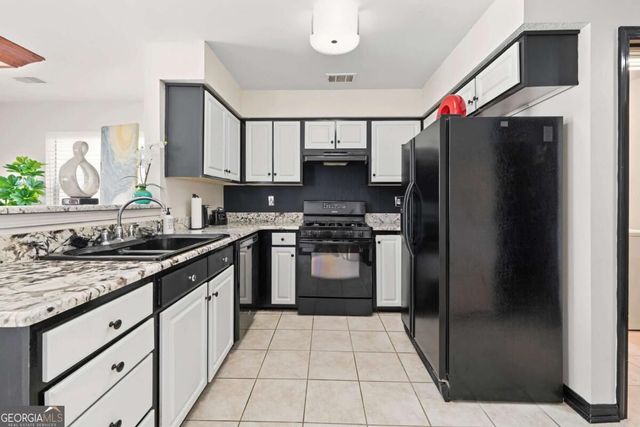 217 Saddleview Trail, Riverdale, GA 30274