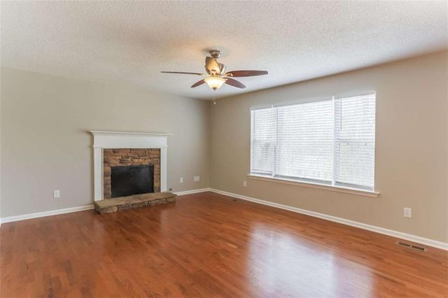 213 Lost Lake Way, Villa Rica, GA 30180