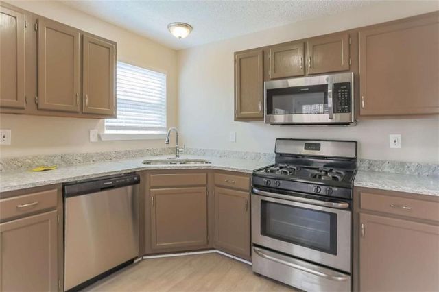 213 Lost Lake Way, Villa Rica, GA 30180