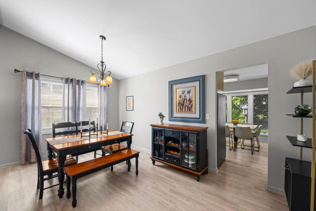 3014 N Dryden Place, Arlington Heights, IL 60004 — photo 5