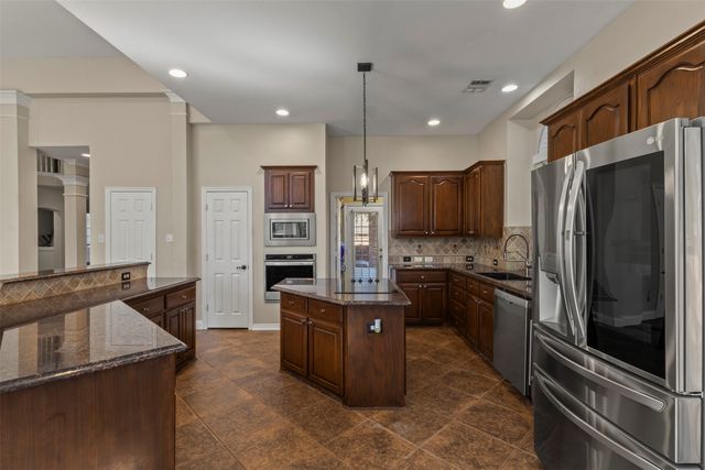 5705 Sandalwood Drive, Mckinney, TX 75072